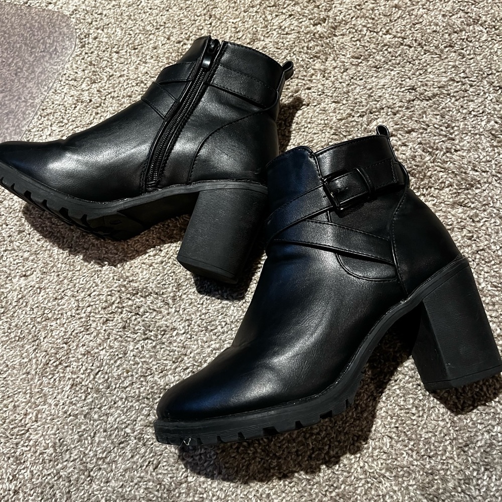 Black Boots